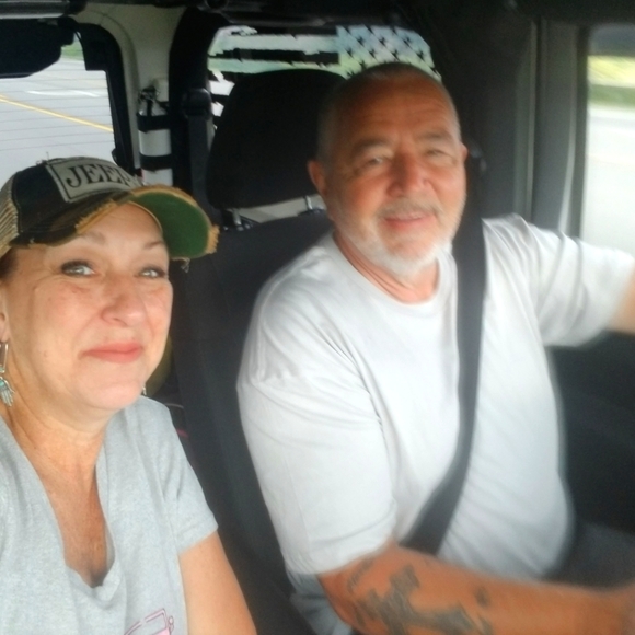 Meet your Posher, Valerie - Picture 2 of 3